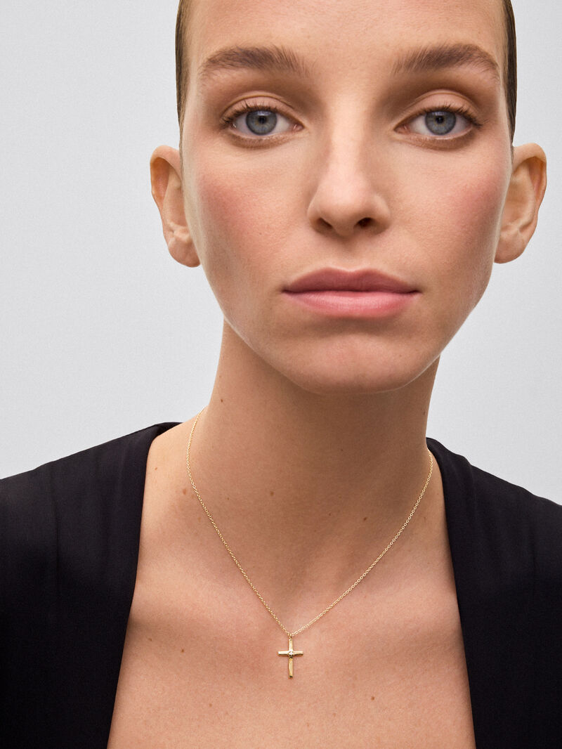 18K yellow gold pendant with large cross and 0.015 ct brilliant cut diamond image number 1