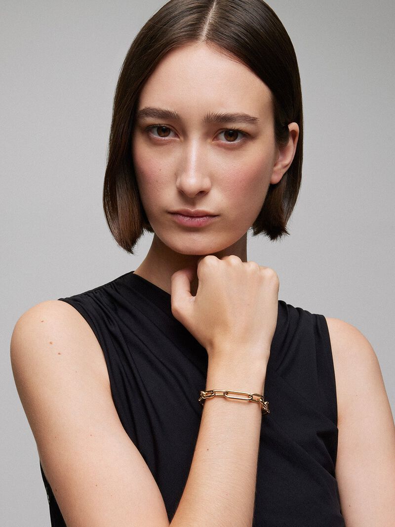 Large link bracelet in 18K yellow gold image number 1