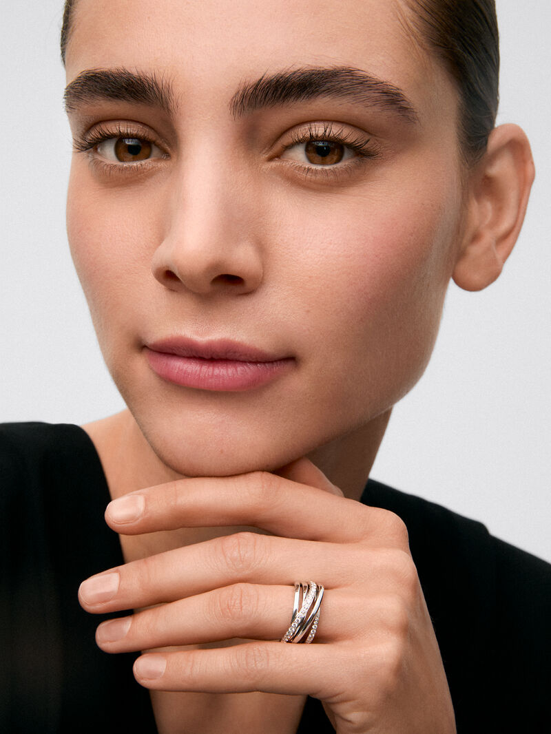 18K white gold multi-arm ring with 30 brilliant-cut diamonds with a total of 0.45 cts image number 1