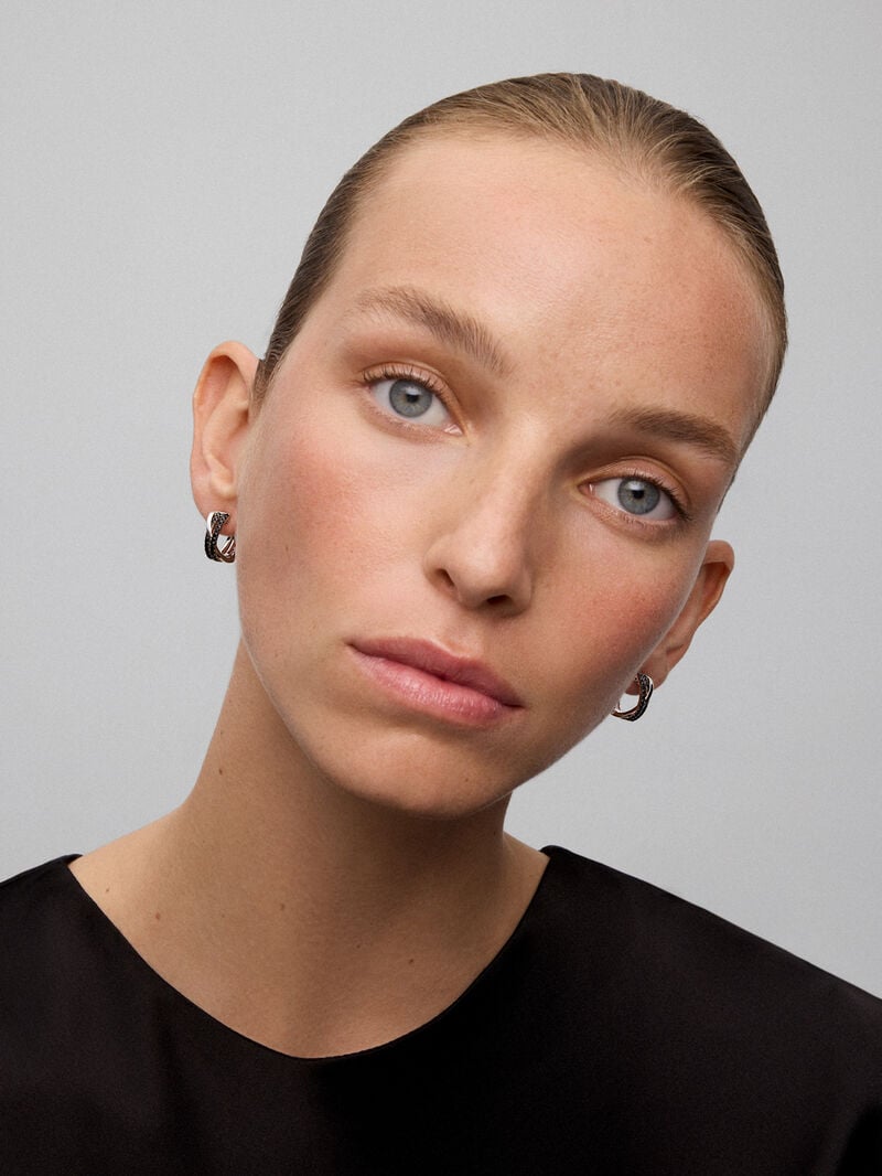 Double crossed hoop earrings made of 925 silver with spinels. image number 3