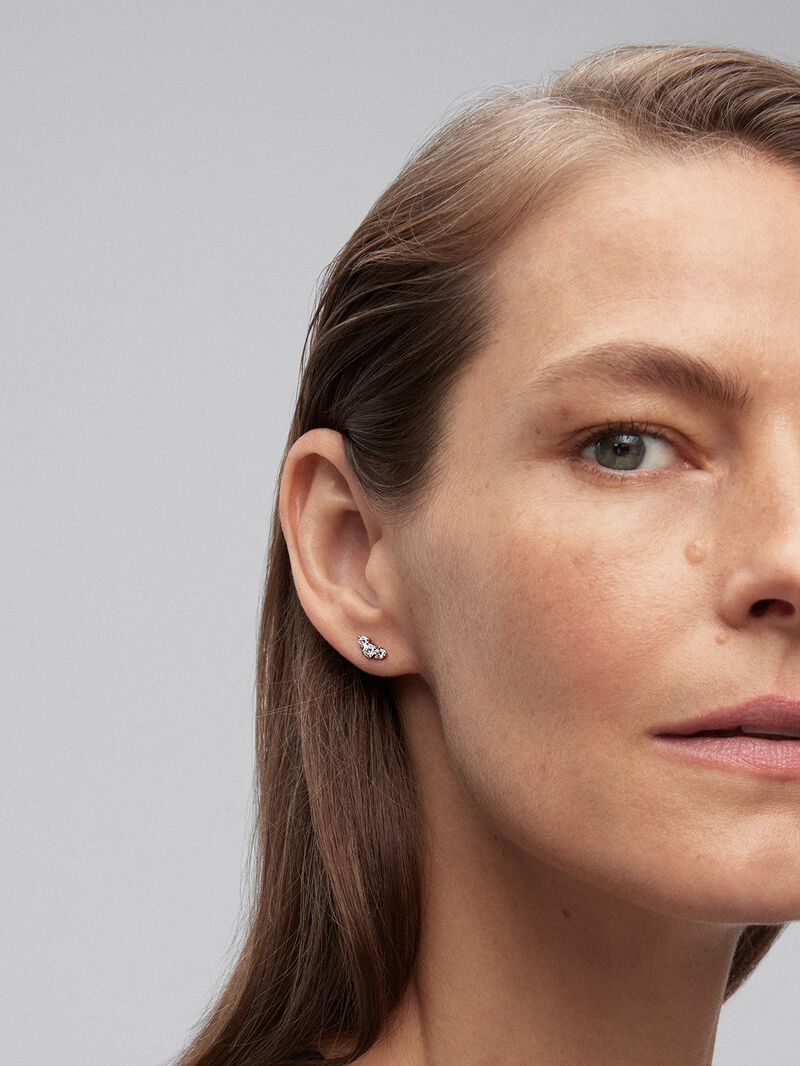 Grace Earrings image number 2