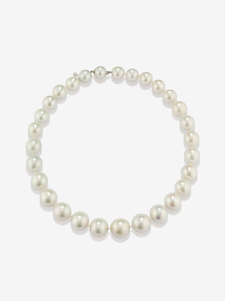 Collar de perlas australianas y cierre oculto de oro blanco de 18kt, AUESFC/22A003