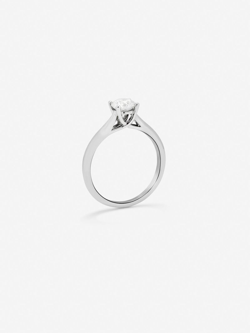 18K White Gold Engagement Solitaire with 0.50 Carat Center Diamond image number 4