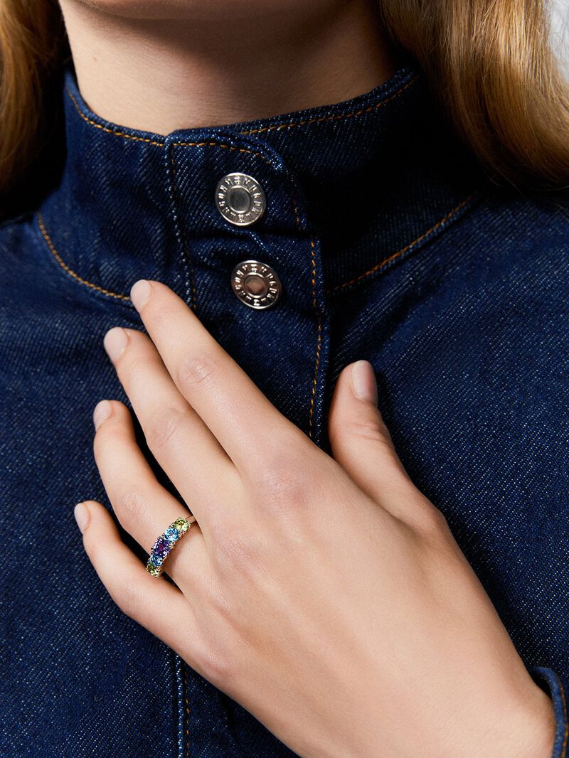 925 silver cinquillo ring with 2 peridots, a purple amethyst, and brilliant-cut Swiss blue topazes image number 3