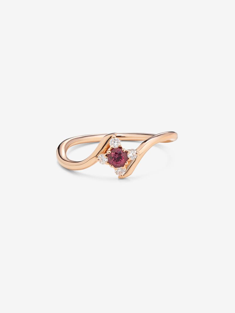 18K Rose Gold Ring with Ruby and Diamonds image number 2