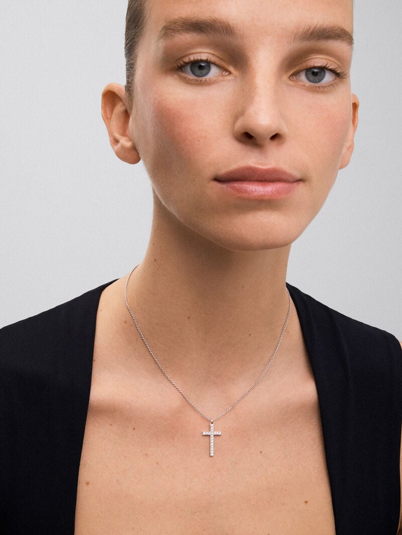 18K white gold pendant with 18 brilliant-cut diamonds with a total of 0.33 cts image number 1