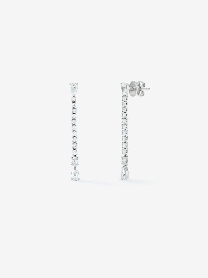 Long 18k White Gold Earries with Diamonds image number 0