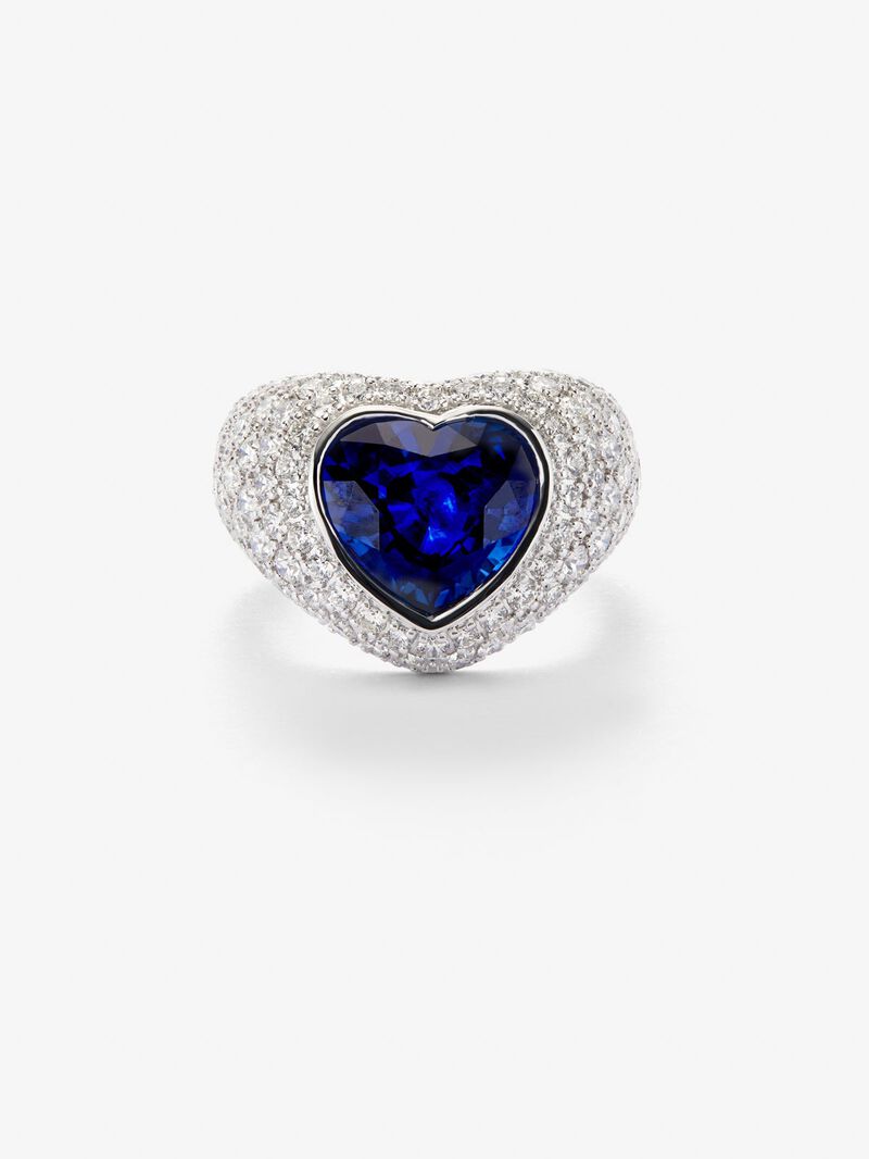 18K White Gold Ring with white diamond pavement in 2.22 cts and blue sapphire in 4.47 cts heart image number 0