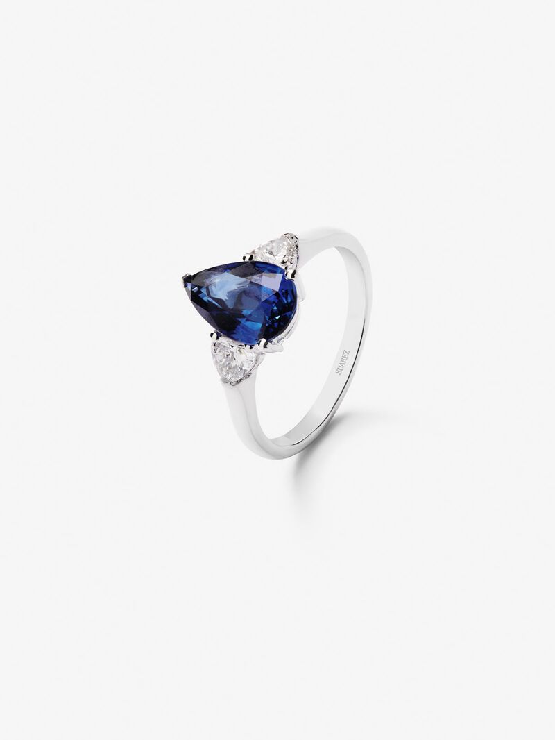 18K White Gold Ring with Royal Blue Zafir image number 0