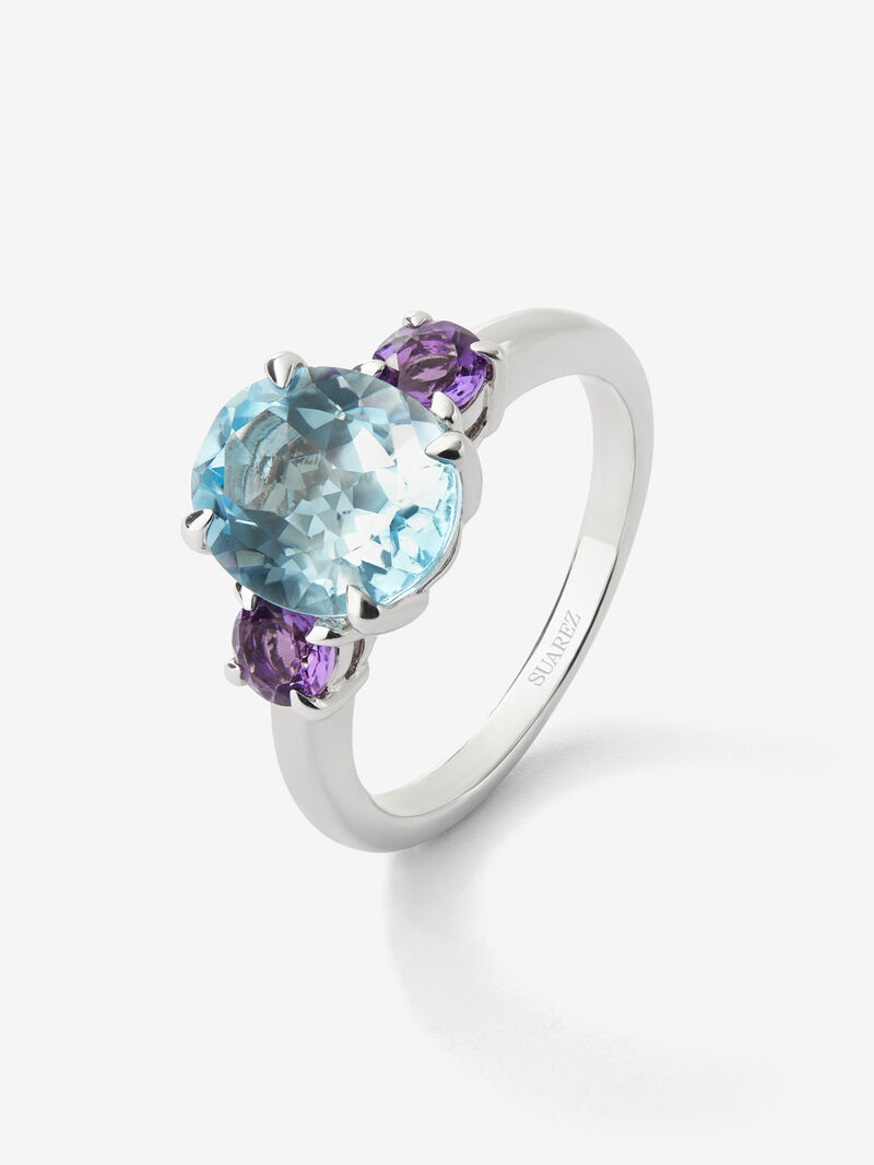 925 silver ring with oval-cut sky blue topaz and two brilliant-cut purple amethysts image number 0