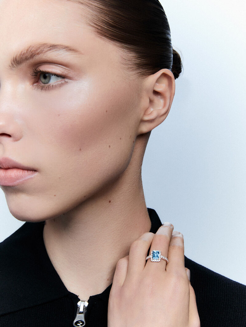 18K White Gold Orla Ring with Aguamarina and Diamond image number 4