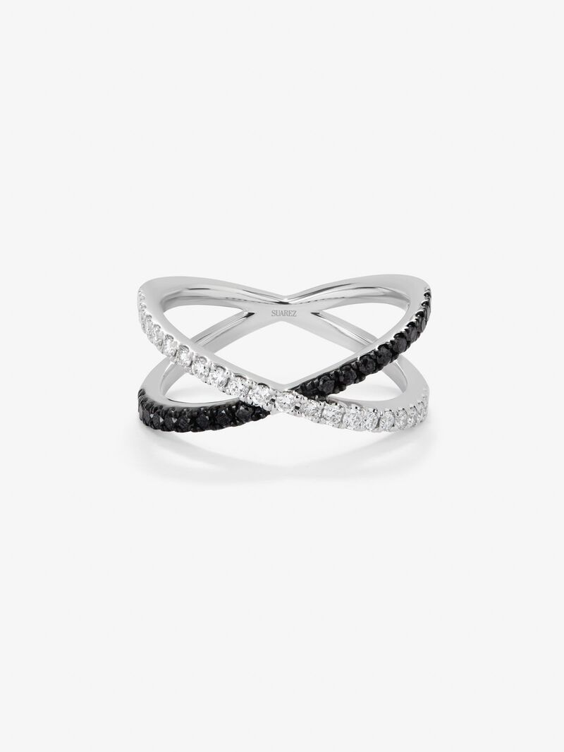 18K white gold cross ring with 21 brilliant-cut diamonds with a total of 0.25 cts and 18 brilliant-cut black diamonds with a total of 0.24 cts image number 2