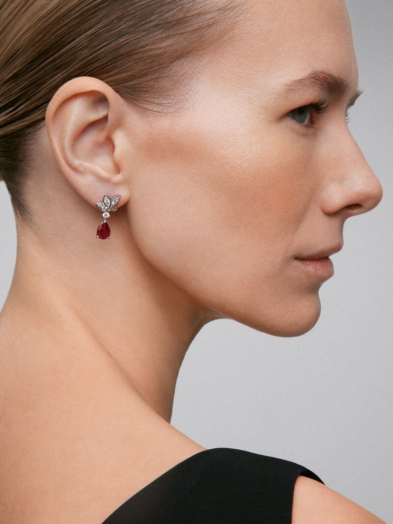 18K white gold earrings with red rubies Pigeon Blod in pear size 4.62 cts and white diamonds in bright size of 0.89 cts image number 1