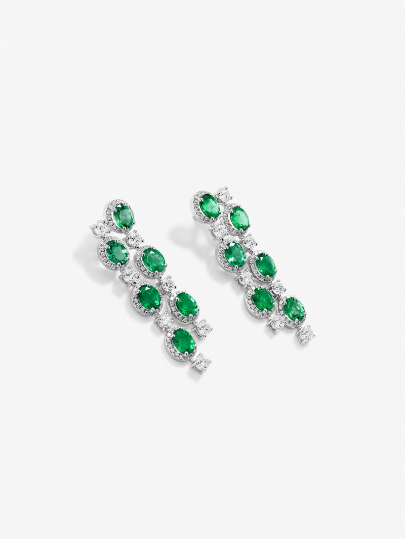 18K White Gold Earrings with diamonds and emeralds image number 2