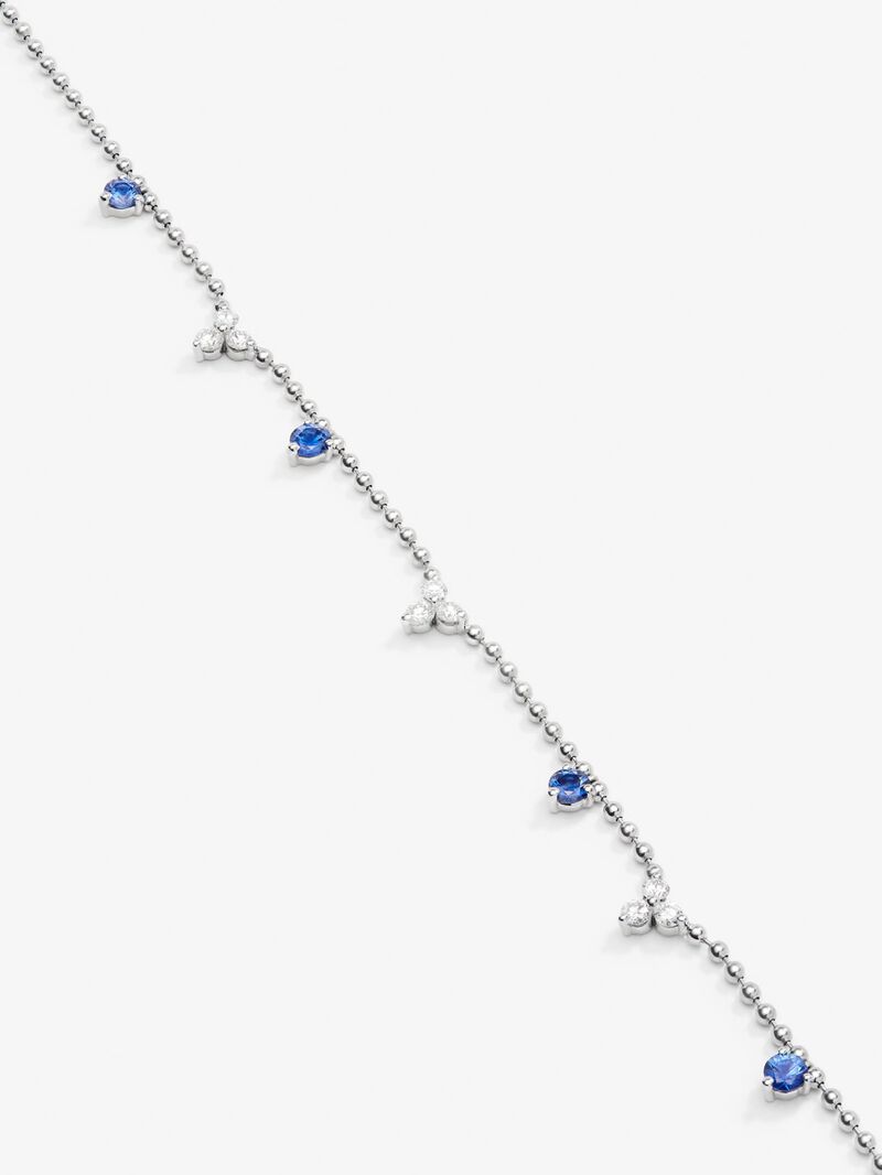 18K white gold pendant with 4 brilliant-cut blue sapphires with a total of 0.85 cts and 9 brilliant-cut diamonds with a total of 0.54 cts image number 2