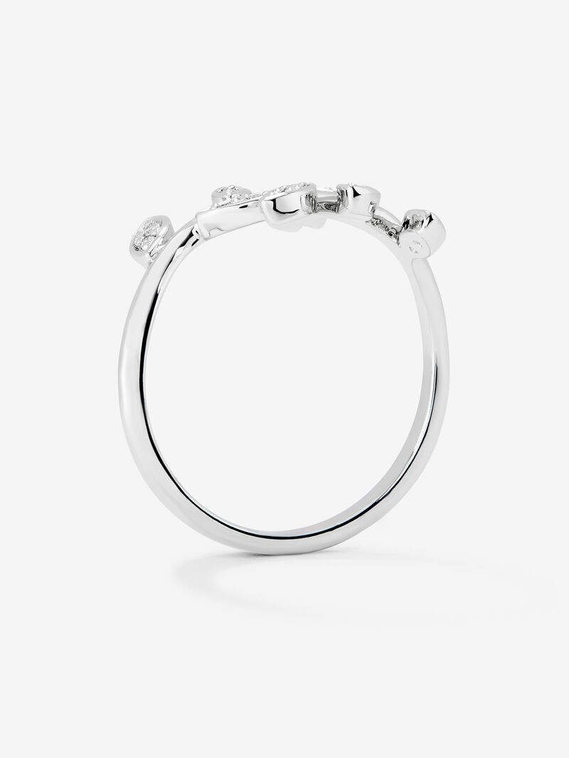 18K white gold ring with 18 brilliant-cut diamonds with a total of 0.07 cts and leaf shape image number 4