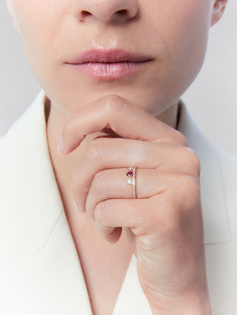 18K Rose Gold Ring with Ruby and Diamonds image number 3