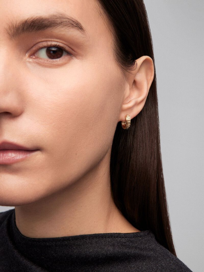 18K yellow gold hoop earrings with 40 brilliant-cut diamonds with a total of 0.18 cts image number 1
