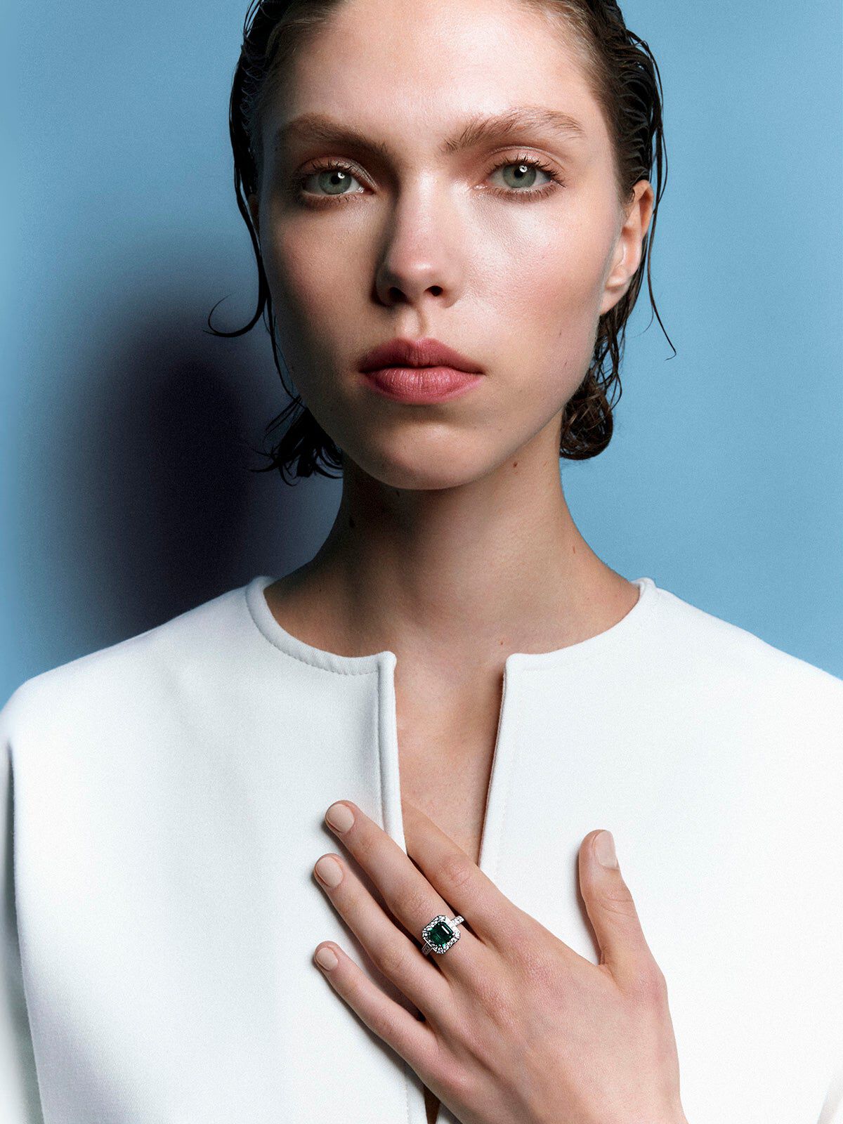 Anillo clearance esmeralda suarez