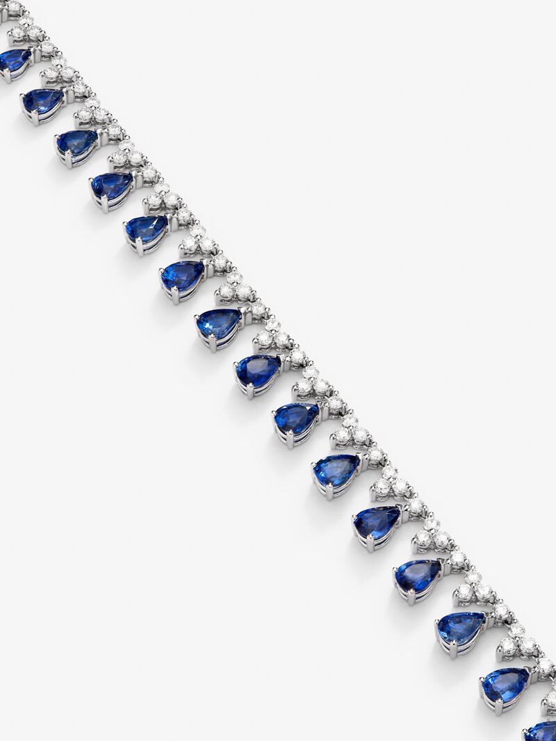 18K White Gold Rivière Collar with blue slopes of 16.62 cts and white diamonds in 8.84 cts bright diamonds image number 1