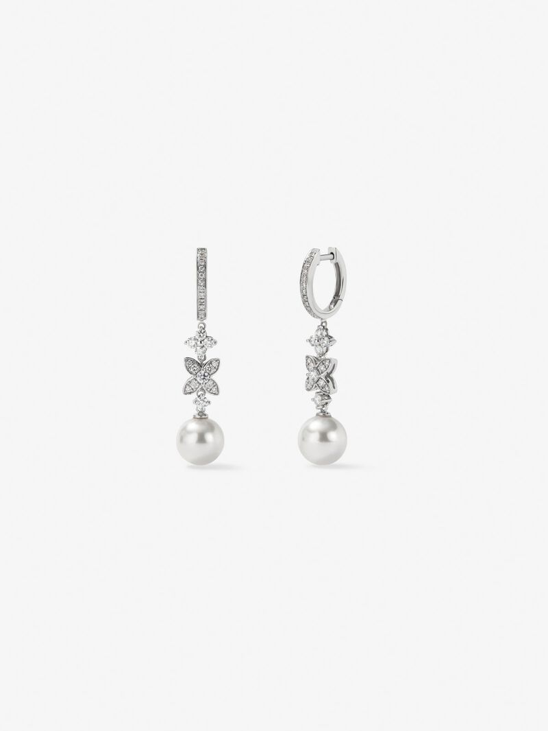 18K white gold earrings with 52 brilliant-cut diamonds with a total of 0.59 cts and 2 8.5 mm Akoya pearls image number 0