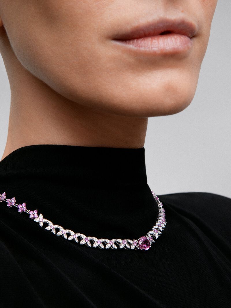 18K white gold necklace with pink sapphries in 15.02 cts and white diamonds in a brilliant 1.52 cts white diamonds image number 1