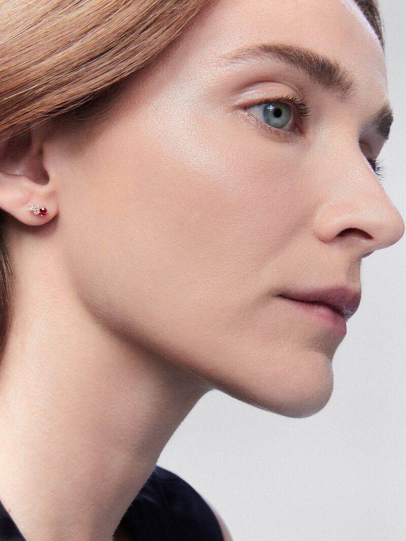 Right single earring made of 18K rose gold with ruby and diamonds. image number 3