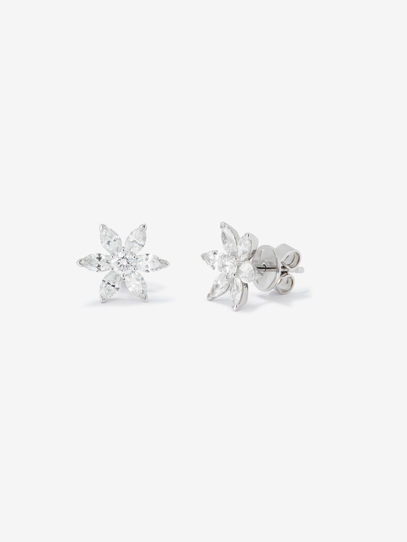 18K White Gold Flower Earrings with Diamonds image number 1
