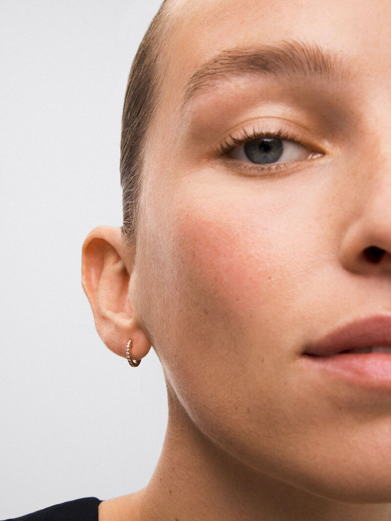 18K rose gold small hoop earrings with diamonds image number 1