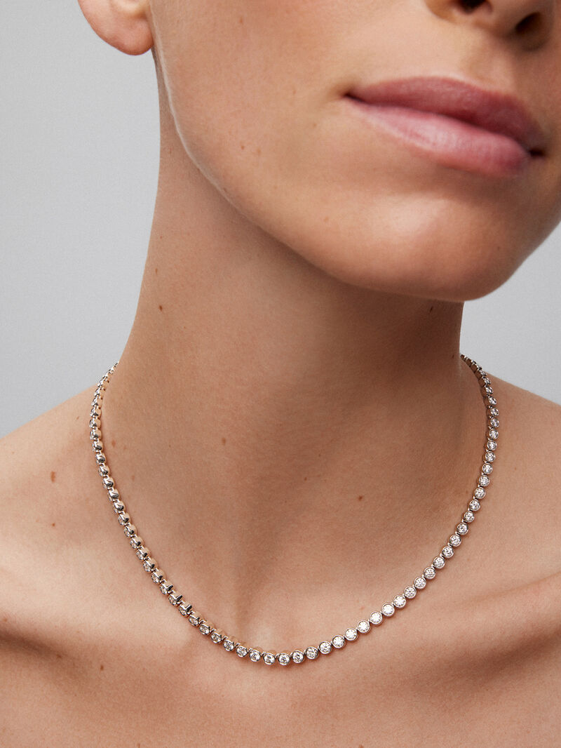 18K white gold riviere necklace with diamonds image number 0