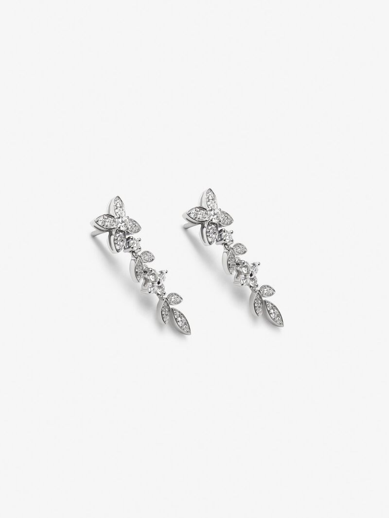 18K white gold earrings with 62 brilliant-cut diamonds with a total of 1.07 cts image number 3