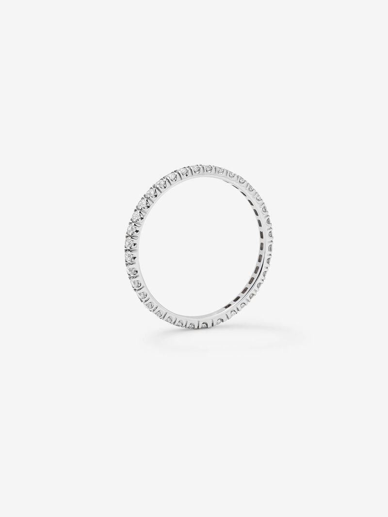18K white gold full eternity engagement ring with claw set diamonds image number 4