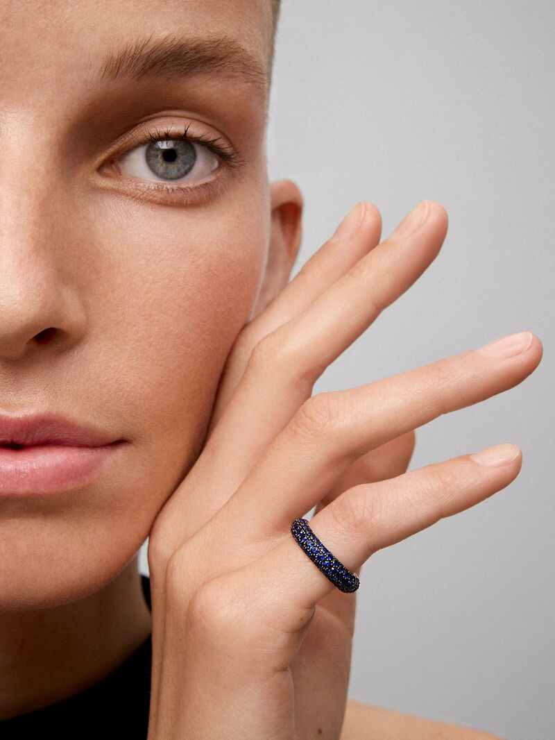925 silver ring with 70 brilliant-cut blue sapphires with a total of 1.85 cts image number 3