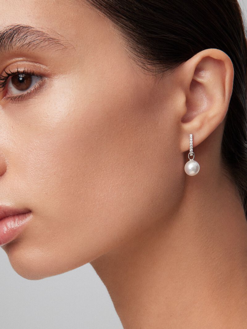18k white gold hoop earring with 8.5mm Akoya pearl pendant and diamond. image number 1