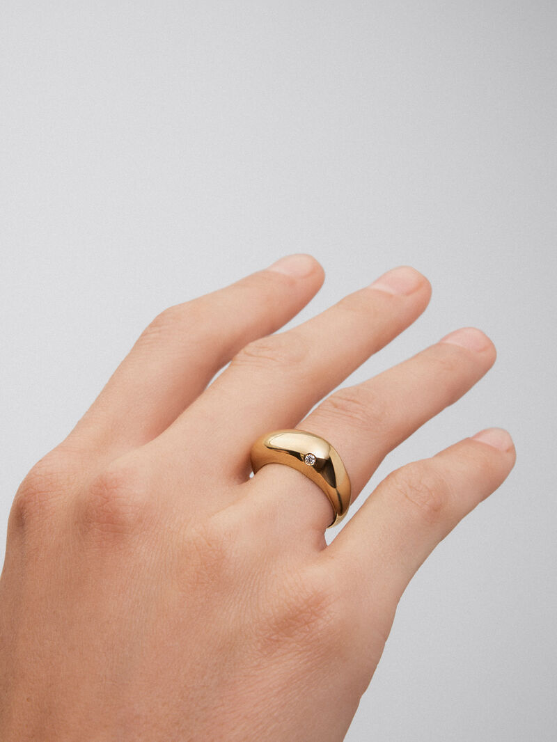 18K yellow gold ring with 0.03 ct brilliant cut diamond image number 3