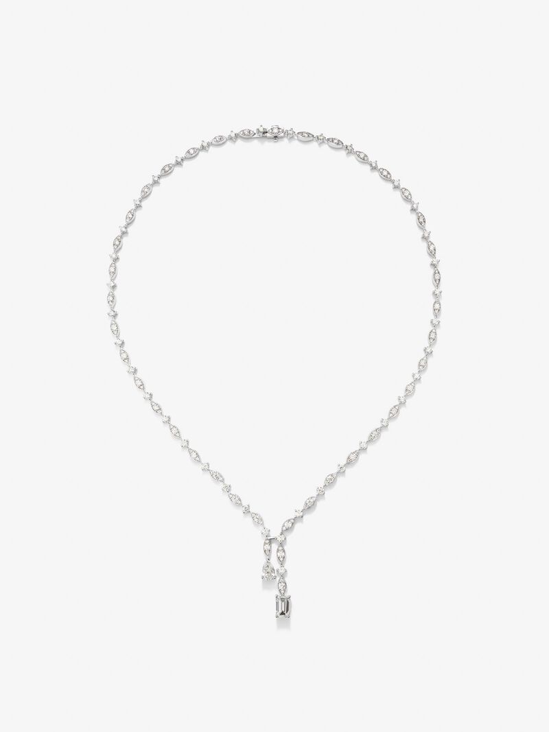 18K white gold necklace with white pear, emerald and bright diamonds of 9.05 cts image number 0