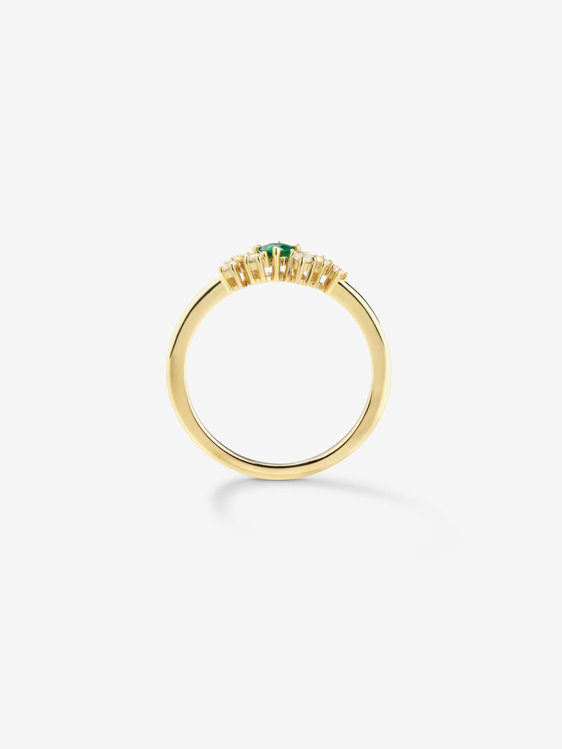 18K yellow gold ring with emerald and diamonds image number 4
