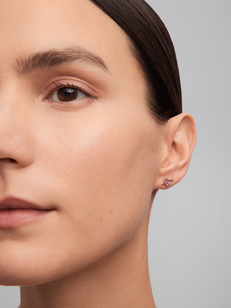 Individual 18K rose gold earring with 3 brilliant-cut pink sapphires with a total of 0.1 cts and heart shape image number 1