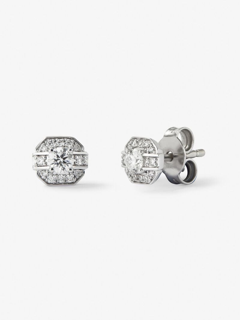 18K white gold earrings with 2 central brilliant-cut diamonds with a total of 0.2 cts and a border of 24 brilliant-cut diamonds with a total of 0.1 cts image number 1