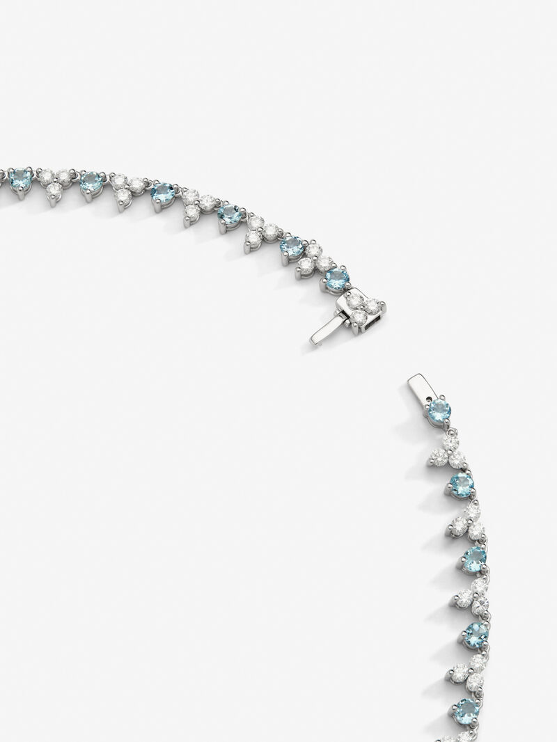 18K White Gold Rivière Necklace with Aguamarina Blue in 5.8 cts, blue aquamarines in a brilliant 5.41 cts and white diamonds in a bright size of 6.27 cts image number 4