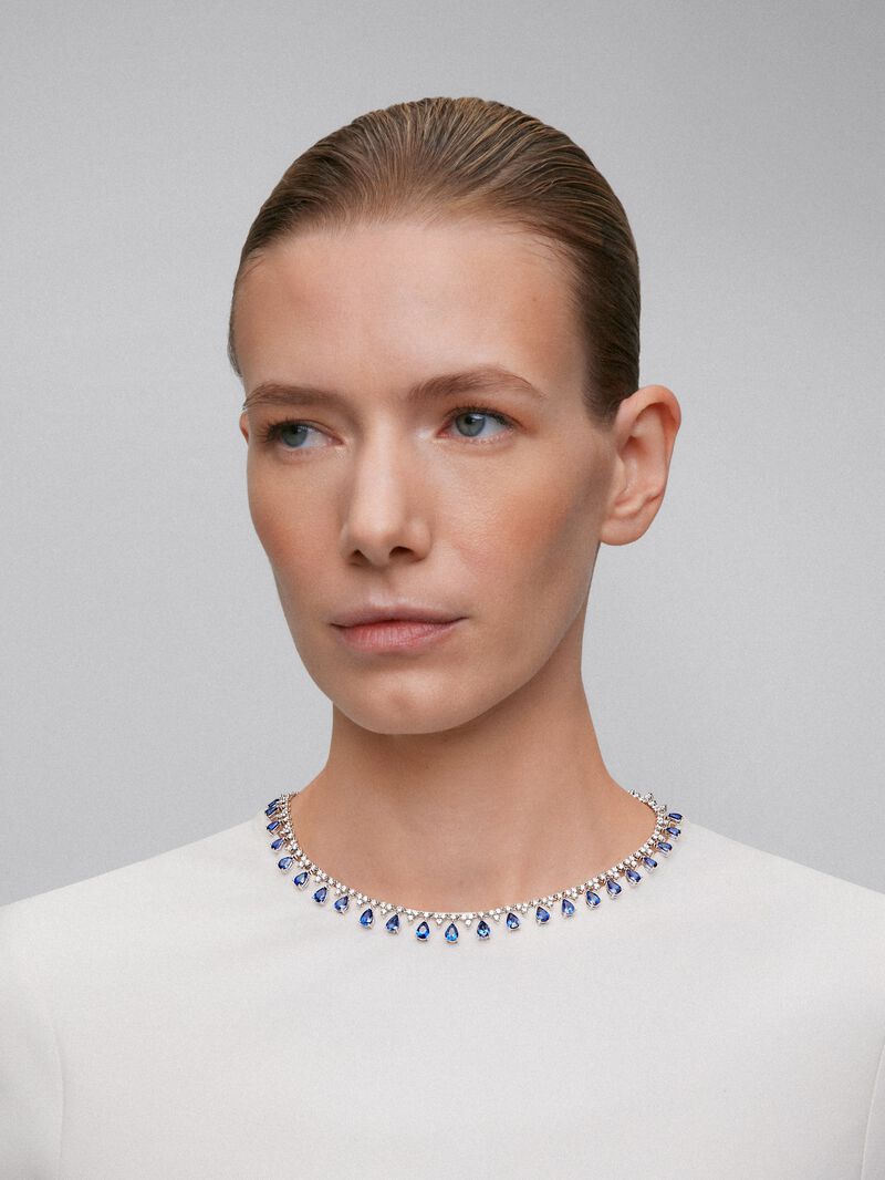 18K White Gold Rivière Collar with blue slopes of 16.62 cts and white diamonds in 8.84 cts bright diamonds image number 0