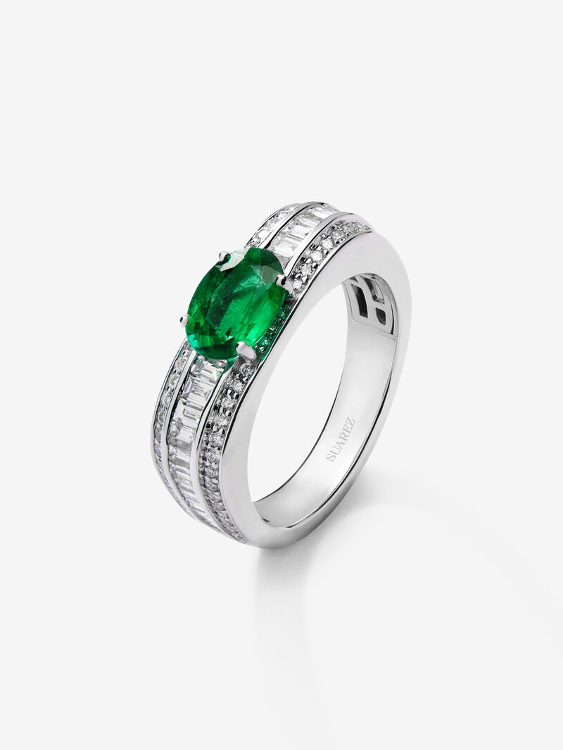 18K white gold ring with oval-cut green emerald of 0.91 cts, 94 brilliant-cut and baguette-cut diamonds with a total of 0.74 cts image number 0