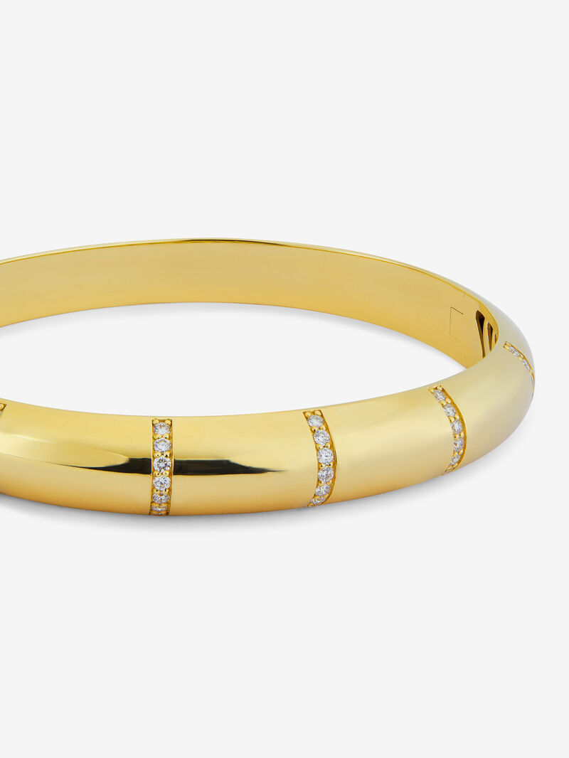 Rigid 18K Yellow Gold Bracelet with Pavé Brilliant-Cut Diamonds image number 2