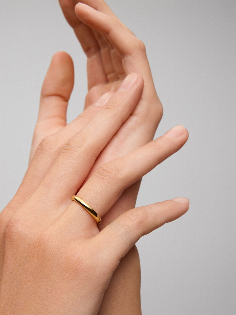 Alianza de boda de oro amarillo de 18K image number 5