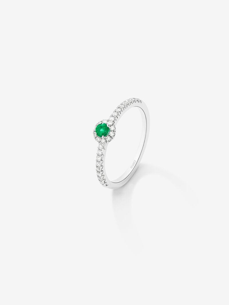 18K white gold ring with brilliant-cut emerald of 0.21 cts and arm and border of 24 brilliant-cut diamonds with a total of 0.29 cts image number 0
