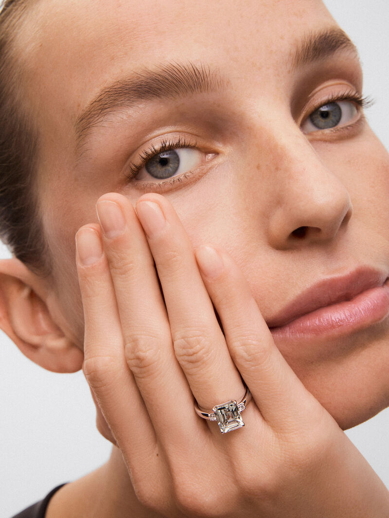 925 silver ring with green amethyst in emerald cut of 3.12 cts and 2 brilliant cut diamonds with a total of 0.09 cts image number 1