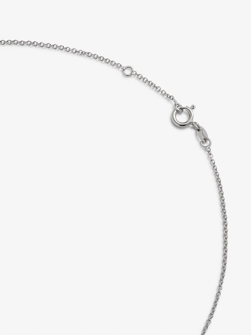 18K white gold pendant with heart-cut royal blue sapphire of 1.51 cts and 59 brilliant-cut diamonds with a total of 0.3 cts image number 4