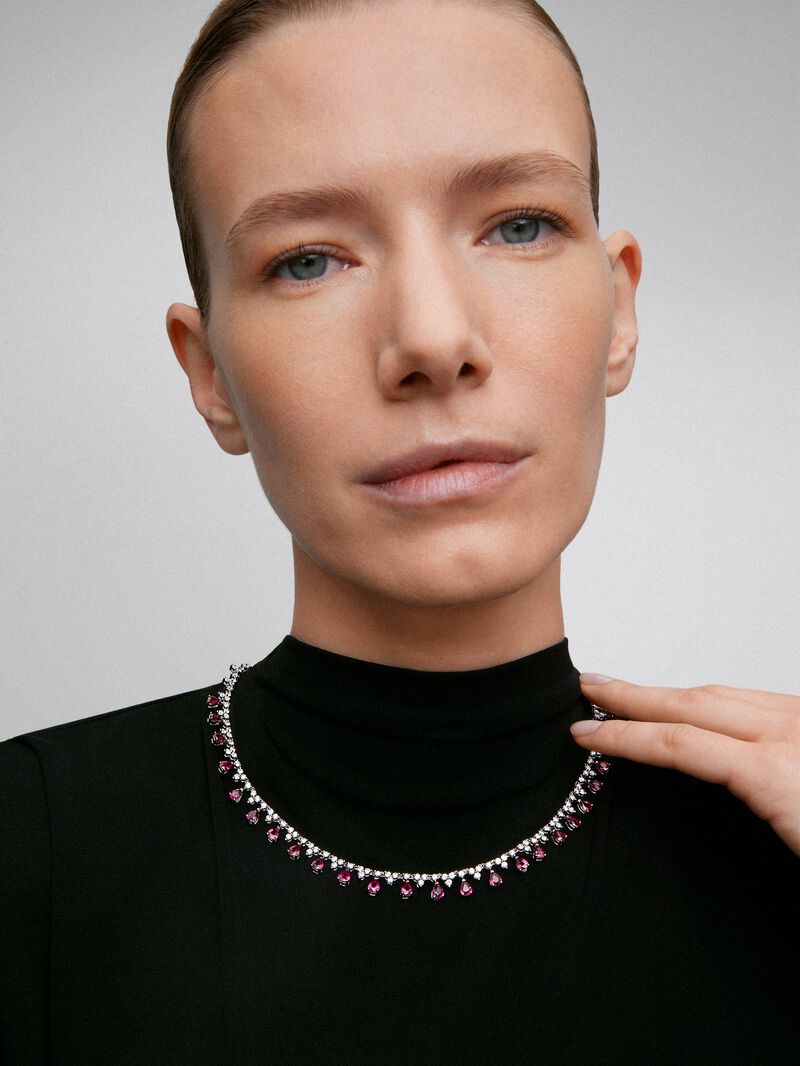 18K White Gold Rivière Collar with Red Rubyes in PESA Size 8.53 cts and White Diamonds in Bright Size 7.63 CTS image number 1