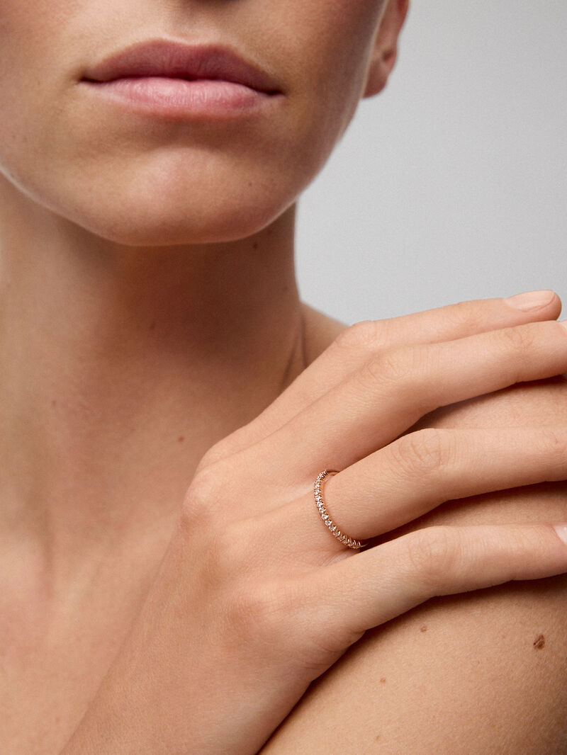 18K rose gold engagement ring with diamonds image number 3