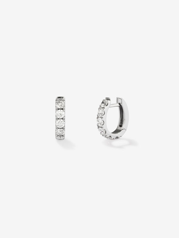 Forma del barco regular Recomendación Pendientes aro pequeño de oro blanco de 18kt con diamantes de 0,20 quilates  | Joyería Suarez